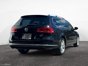 2011 Black VW Passat Estate - Image 3