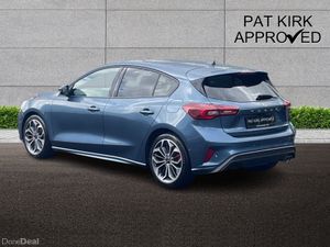 Ford Focus Hatchback ST-Line X - Image 2