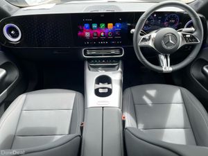 Mercedes-Benz CLA 200 Progressive Line HEV Coupe * - Image 4