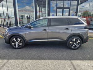 Peugeot 5008 Allure 1.5 Blue HDI 130 6.2 4D - Image 2