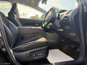 2015 Toyota Prius Alpha 1.8 hybrid, 51k Miles - Image 3