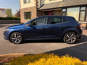 Stunning 181 Renault Megane! - Image 4