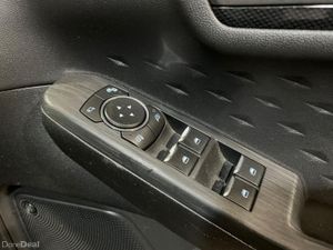 Ford Kuga ST-Line X Edition - Image 2