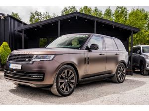 Land Rover Range Rover AUTOBIOGRAPHY P460E HUGE SP - Image 3