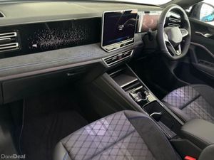 Volkswagen Tiguan R-LINE 1.5PHEV - Image 3