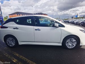 NISSAN LEAF 40KWH EV XE MY22 - Image 4