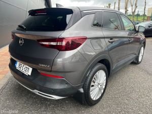 Opel Grandland X 2019 - Image 2