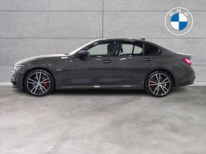 BMW 3-Series 330e M Sport Pro Edition - Image 4