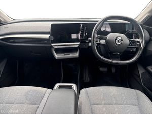 Renault Megane E-Tech EV60 220hp Equilibre - Image 3