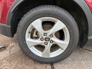 Toyota C-HR 1.8 petrol hybrid automatic - Image 2
