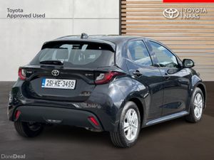 Toyota Yaris *WAS €27,888 NOW €26,888* HYBRID 115 - Image 2