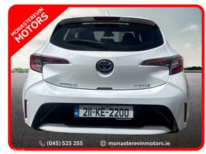 Toyota Corolla HYBRID LUNA H/B AUTO 4DR - Image 4