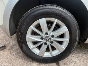 Volkswagen Golf 1.2 petrol automatic. - Image 2