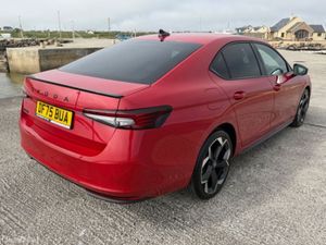 Skoda Superb SPORTLINE TDI DSG - Image 3