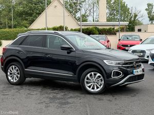 231 VW T-ROC STYLE 2.0 DIESEL AUTOMATIC - Image 2