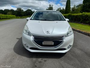 PEUGEOT 208 1.2 AUTO 2014 - Image 2
