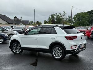 241 VW T-ROC STYLE 150 BHP 1.5 PETROL AUTOMATIC - Image 3