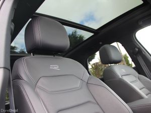 Touareg R Line Black Edition 286 Bhp 2 Seat Com - Image 3