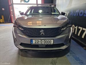Peugeot 3008 PREMIUM PHEV ** SAT NAV, REVERSING CA - Image 3