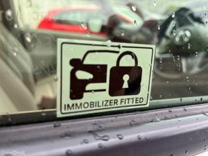 Nissan Serena 2.0 petrol hybrid 8 seater - Image 3