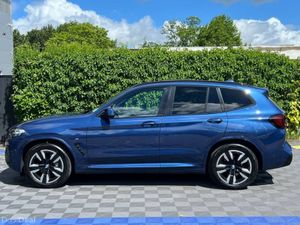 BMW iX3 M-SPORT 80KWH // OPENING PAN ROOF // LEATH - Image 4