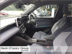 Renault 4 techno 52kWh 150hp - Image 4