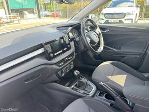 Skoda Fabia 1.0 MPI 65HP AMBITION -SUMMER SALE NOW - Image 3
