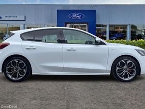 Ford Focus 1.0T EcoBoost MHEV ST-Line X Hatchback - Image 3