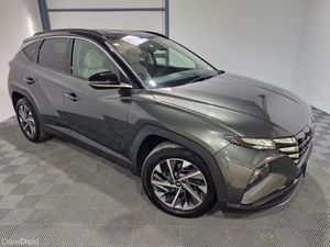 2021 Hyundai Tuscon Executive Plus Only 68,000KM - Image 2