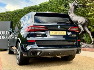 BMW X5 45e M SPORT adjustable suspension low km - Image 4