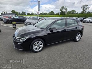 Volkswagen Golf Life - Image 2