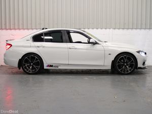 BMW 3-Series 2017 - Image 4