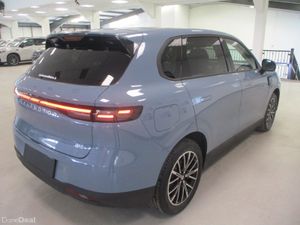 LEAPMOTOR B-10 STYLE HYBRID EV PHEV - Image 4