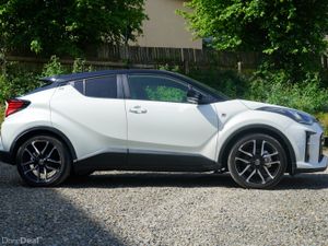 2020 Toyota CHR GR Sport - Image 2