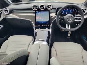 Mercedes-Benz GLC GLC300de PHEV 4MATIC AMG LINE PL - Image 4