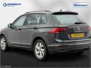 Volkswagen Tiguan Estate Life - Image 3