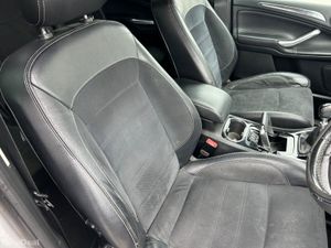 Ford S-Max Titanium Hi Spec - Image 2
