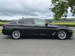 BMW 5-Series 2021 SE MHT - Image 3
