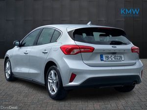 Ford Focus 1.5 TDCI Zetec 125 BHP..Camera - Image 4