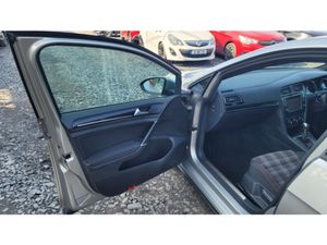 Volkswagen Golf GTI2.0L  AUTOMATIC  Fresh Import ( - Image 2