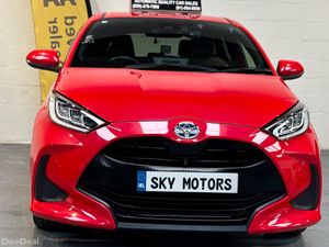 2020 Toyota Yaris 1.5 Hybrid Auto,Top Specs - Image 4