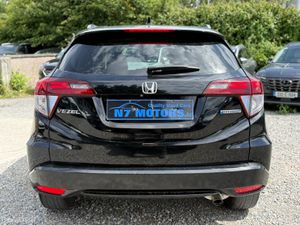 2014 Honda Vezel 1.5 HYBRID AUTO - Image 4