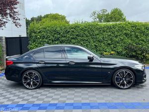 BMW 5-Series 530e M-SPORT COMPETITION 2.0 HYBRID * - Image 2