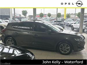 Ford Focus 1.0L EcoBoost 125PS Titanium Vignale - Image 3