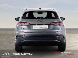Audi Q4 e-tron E-TRON 45 BLACK EDITION *82kW BATTE - Image 3