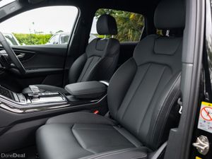 Audi Q7 TFSIe S Line Black Edition - Image 3