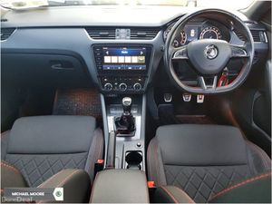 Skoda Octavia RS 2.0TDI 184HP 5DR *SUNROOF* - Image 2