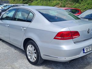 2013 Volkswagen Passat - Image 3