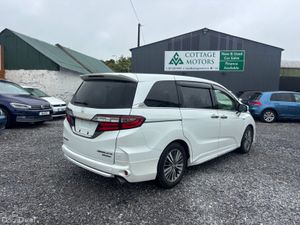 Honda Odyssey 2.0 Auto Petrol Hybrid - Image 4