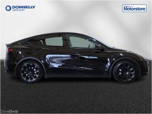 Tesla Model Y Hatchback - Image 3